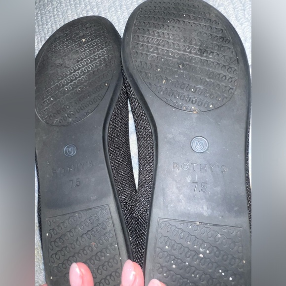 Rothy’s Black Round Toed Flats 7.5 - Picture 6 of 6